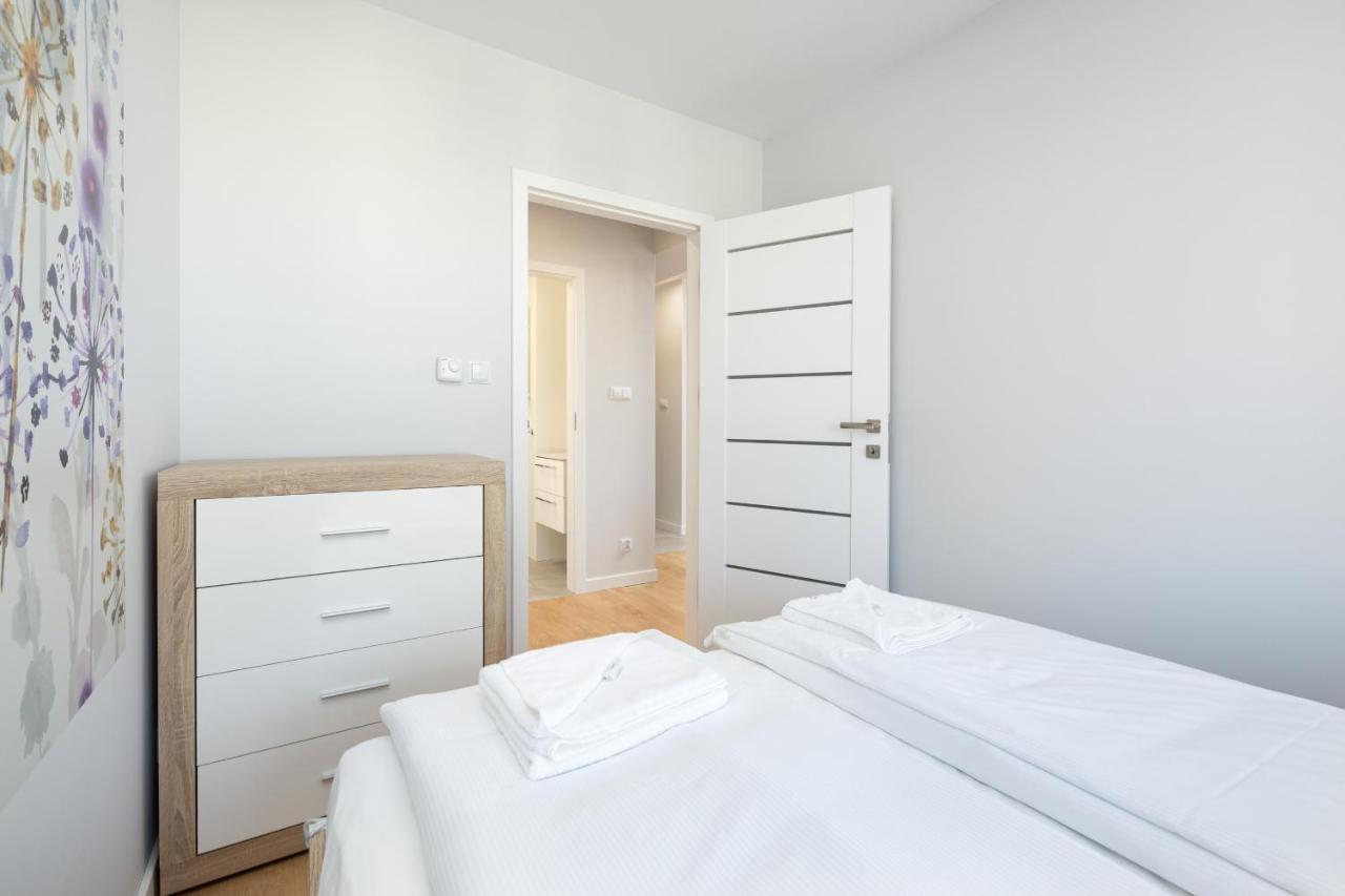 Apartment Klifowa Resort With Spa, Fitness & Kids Room By Noclegi Renters Ревал Екстериор снимка