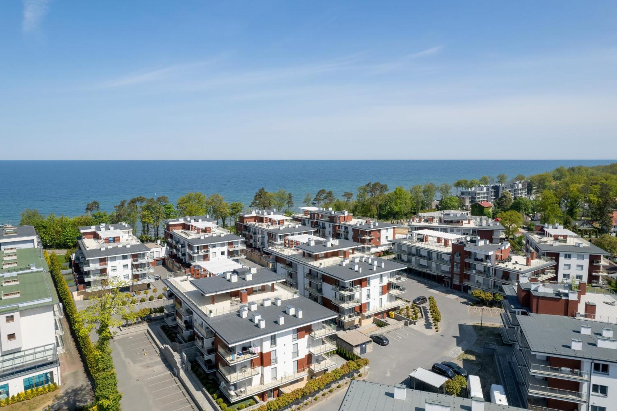 Apartment Klifowa Resort With Spa, Fitness & Kids Room By Noclegi Renters Ревал Екстериор снимка